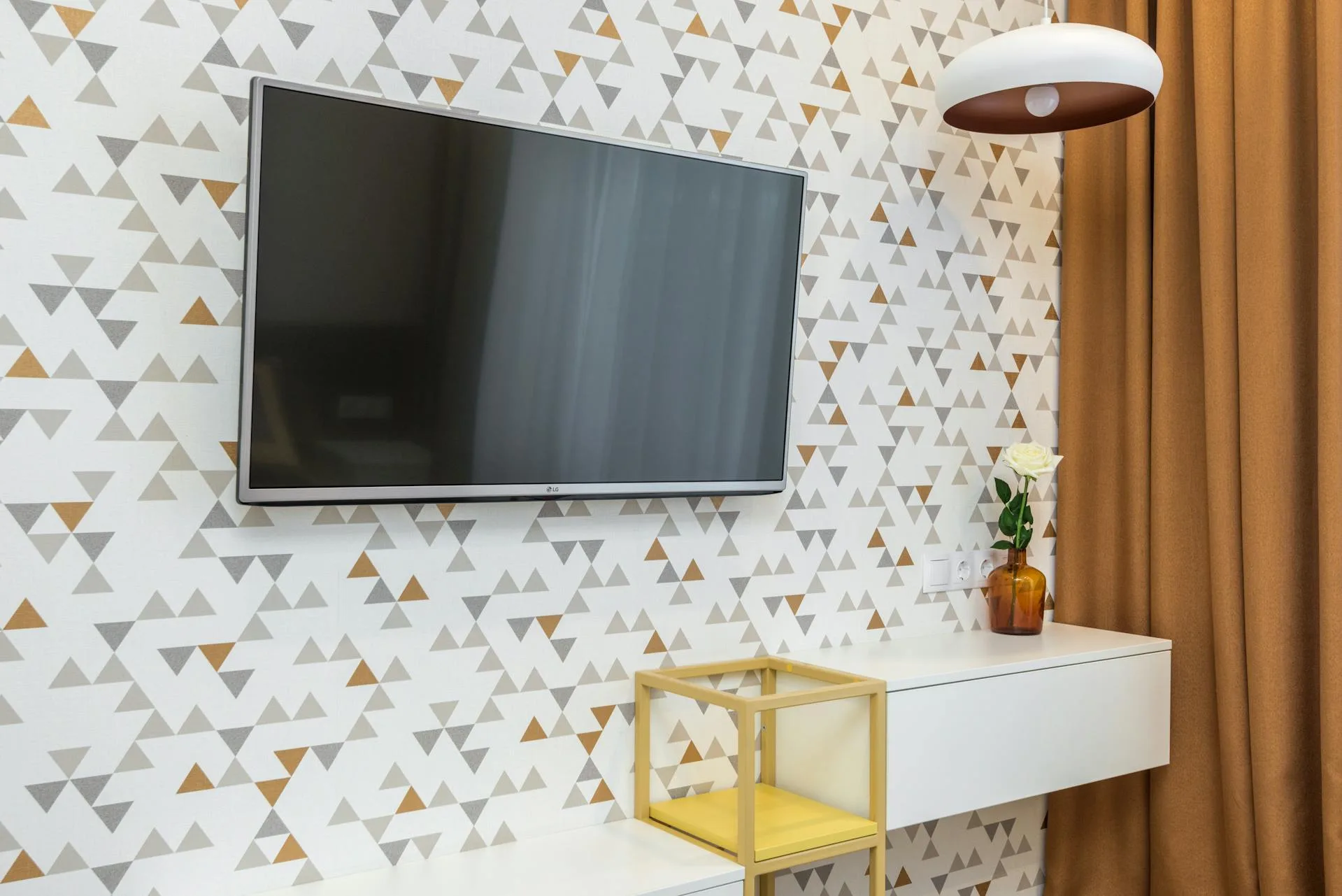 Expert wallpaper craftsmanship in Atlanta