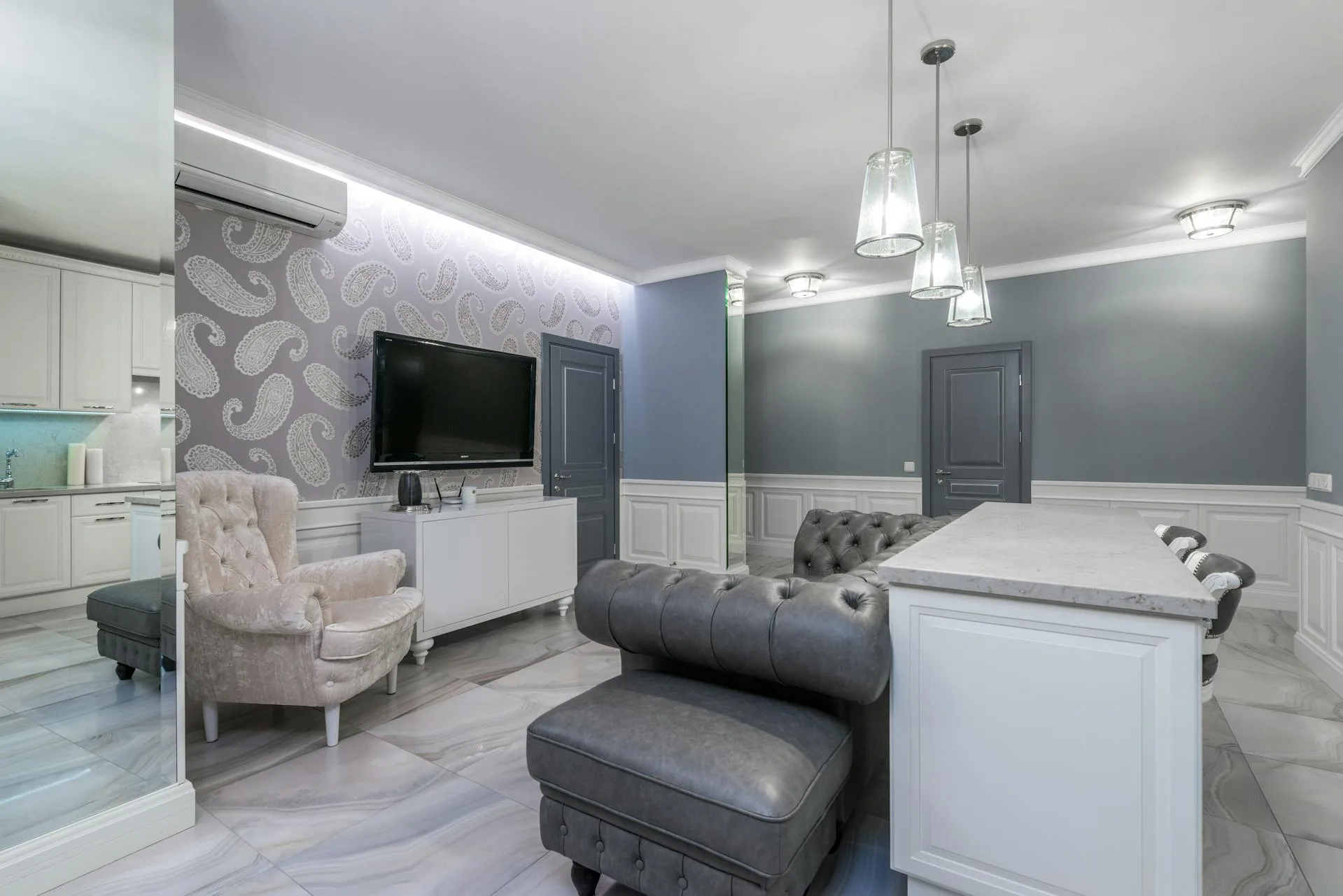 Wallpaper installation process by Atlanta professionals